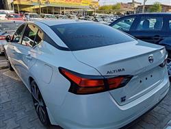 نیسان ئەلتیما